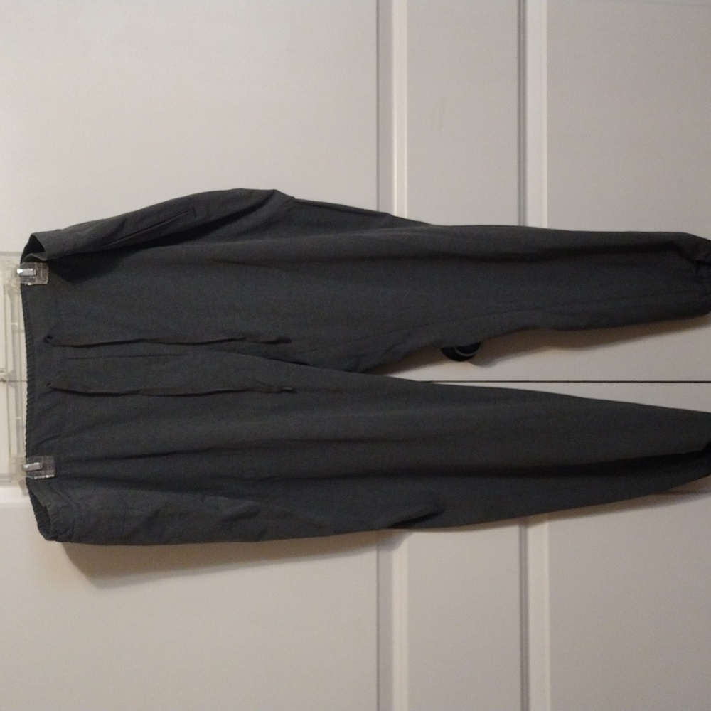 Eddie Bauer women's 2x gray pants polyester lining, worn twice good condition